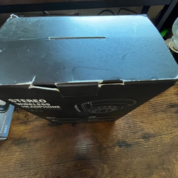 Wireless headphones NEW - Picture 6 of 6